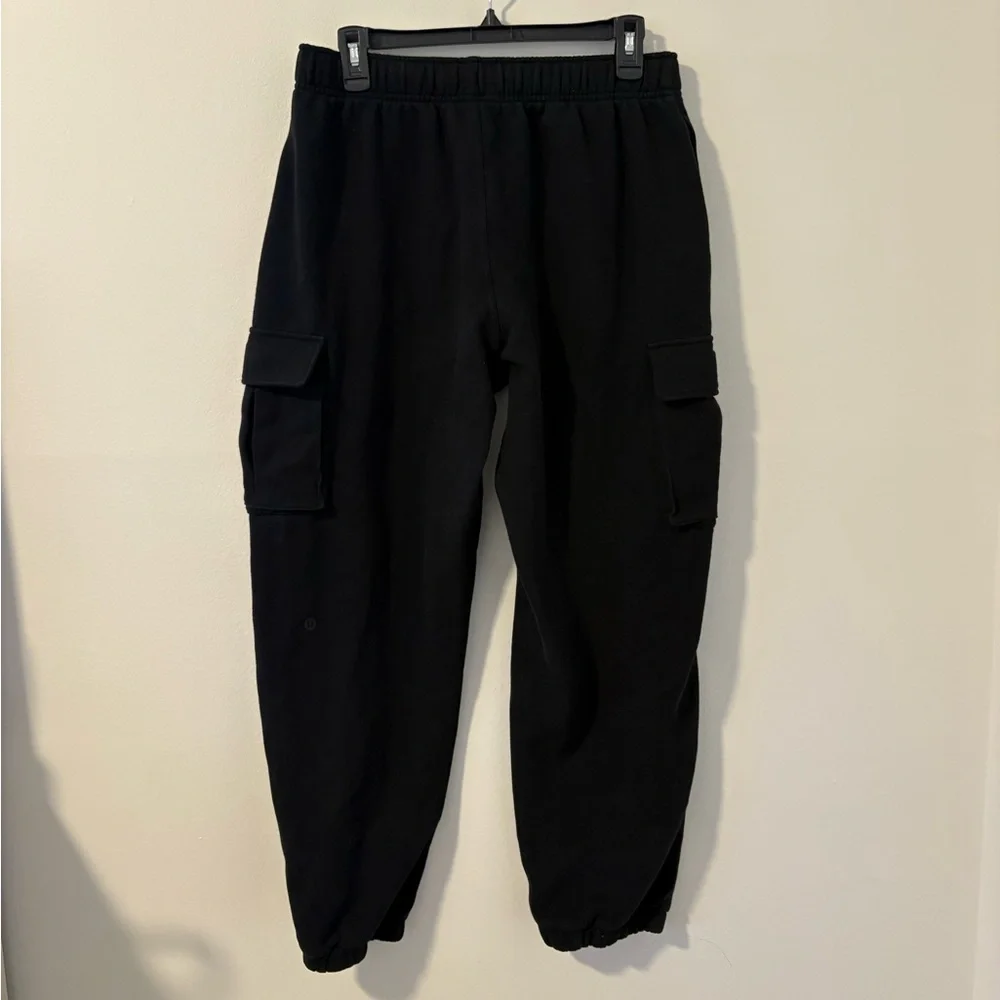 Lululemon Scuba Mid-Rise Oversized Cargo Jogger Small